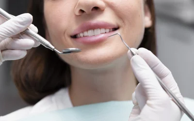 ¿Qué es una limpieza dental y en que consiste?